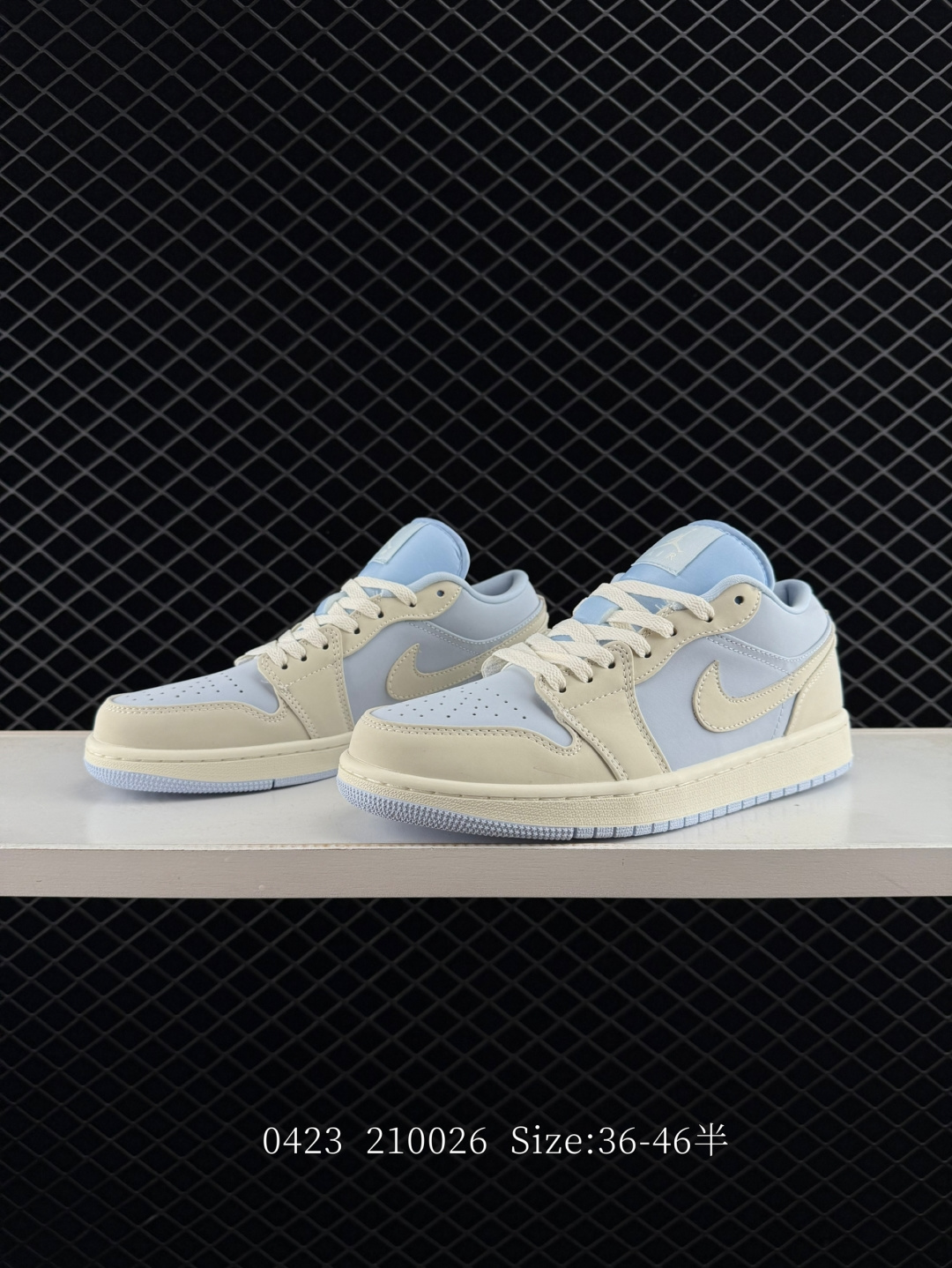 NIKE AIR JORDAN 1 LOW SE AJ1